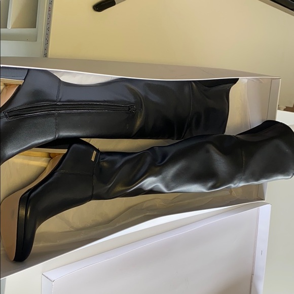 Calvin Klein boots - Picture 2 of 7